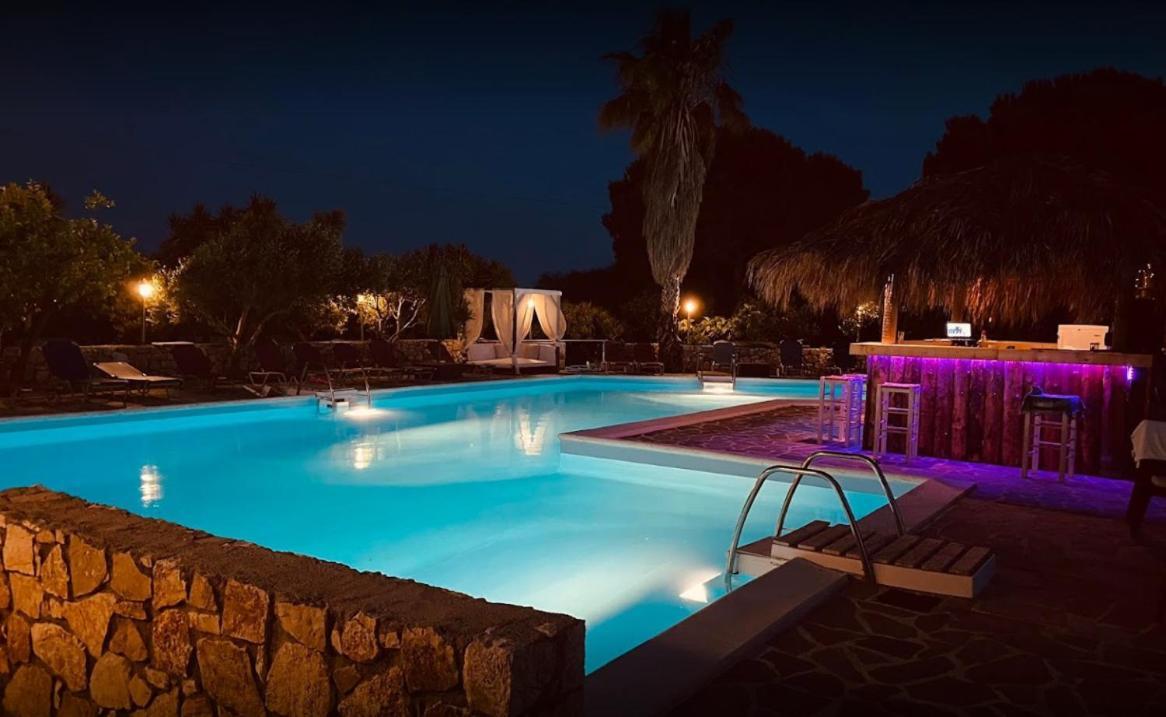 Royal Club Hotel - Aqua Poolside Bliss Manoláda Kültér fotó